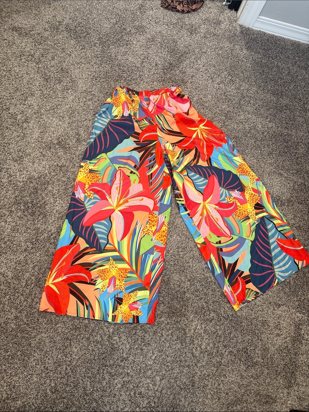 Tropical Wide-Leg Floral Pants - Bright Multicolor